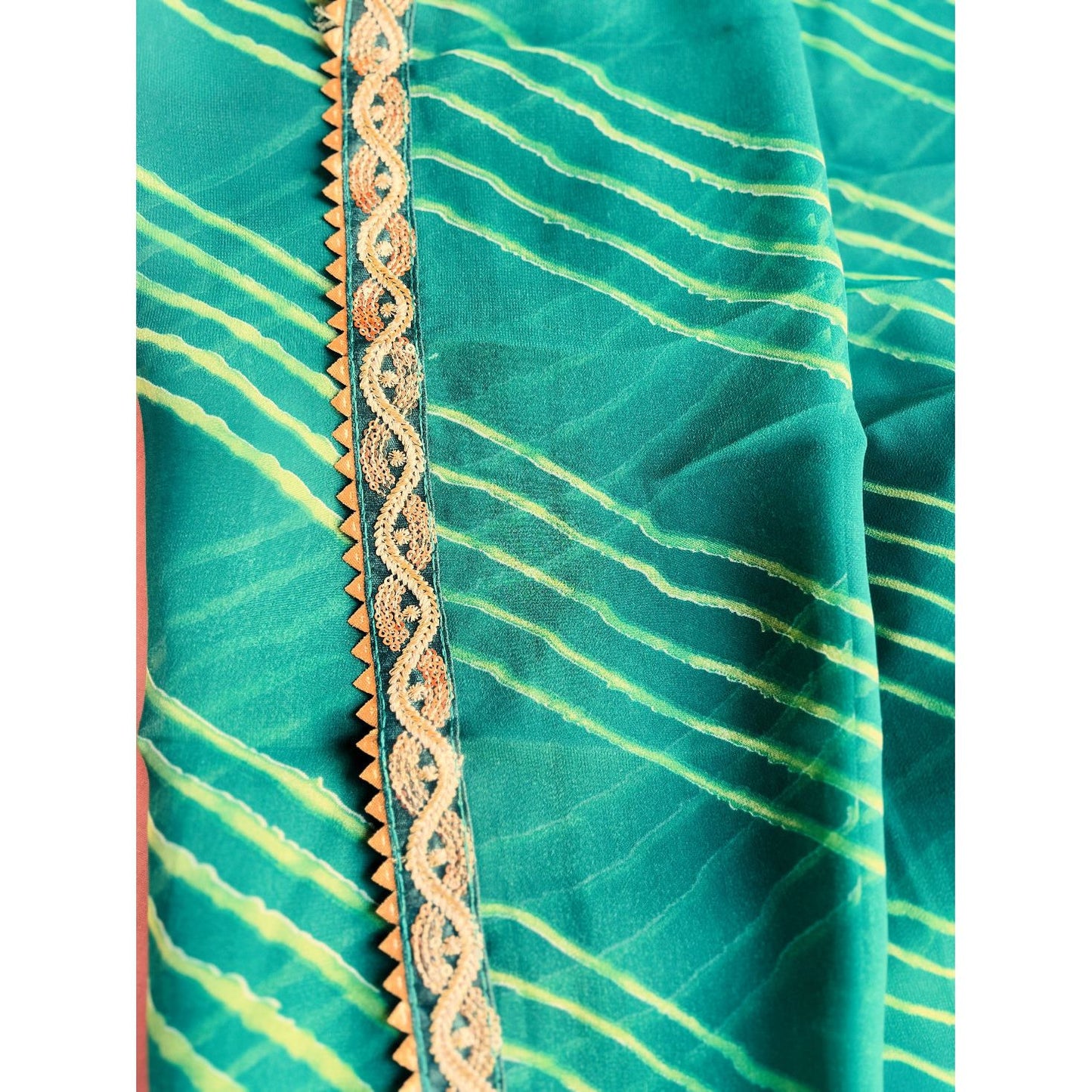 Green Leheriya Print Saree with Intricate Designer Lace